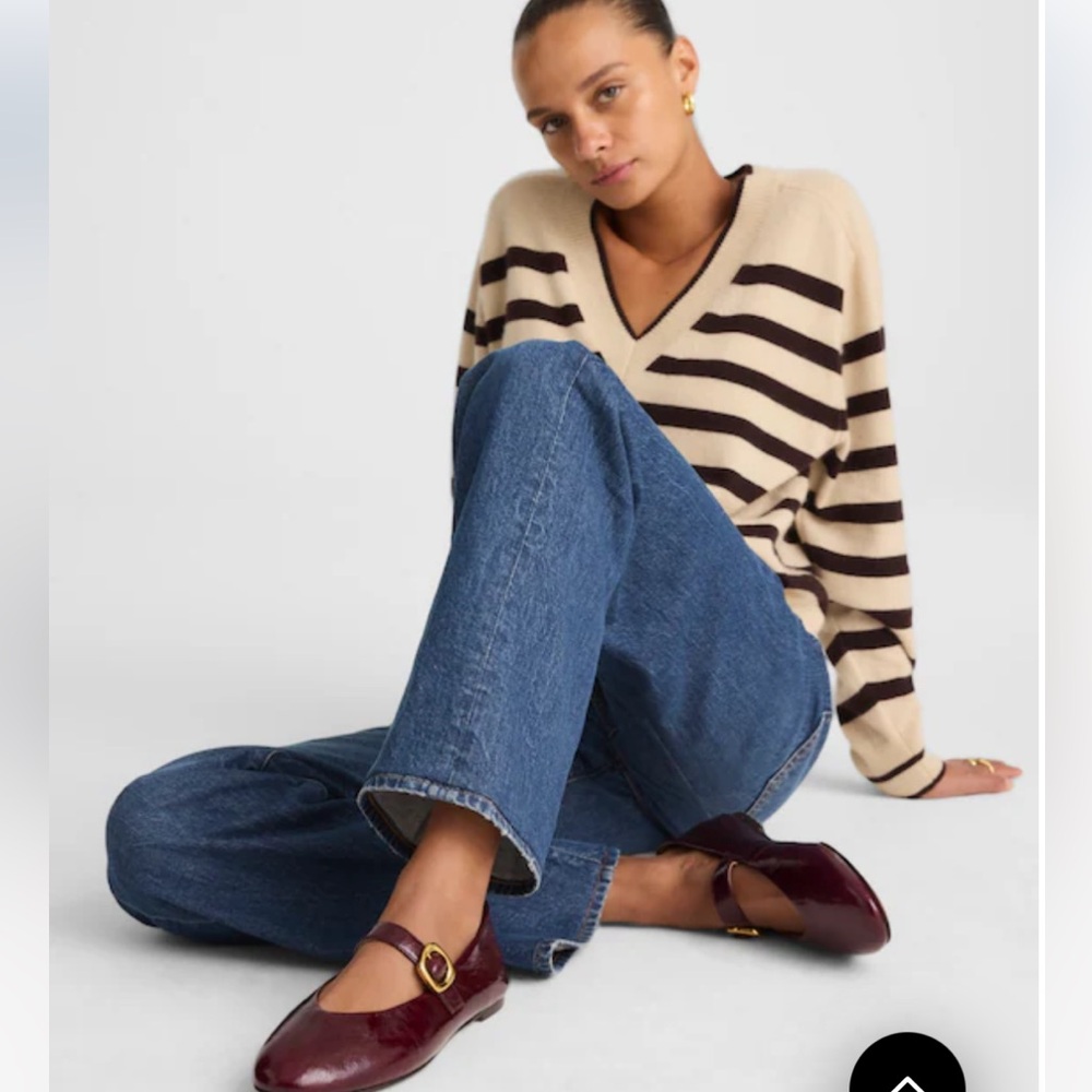 Rent Mary Jane Puffy Shoes in Burgundy